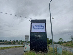 sydneyledsigns_outdoor_led_sign_led_display_big_screen_waterproof_remote_control_for_restaurant&club_4_1